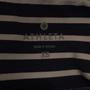 Athleta Pants - Athleta navy stripe crop leggings sz xs 57435 Athleta Pants - Athleta navy stripe crop leggings sz xs 57435